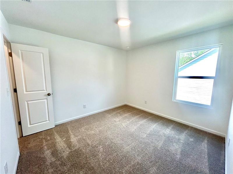 Spacious, unfurnished interior of a new home in , Locust Grove (Image 20).