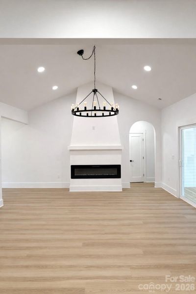 Spacious, unfurnished interior of a new home in , Clover (Image 29).