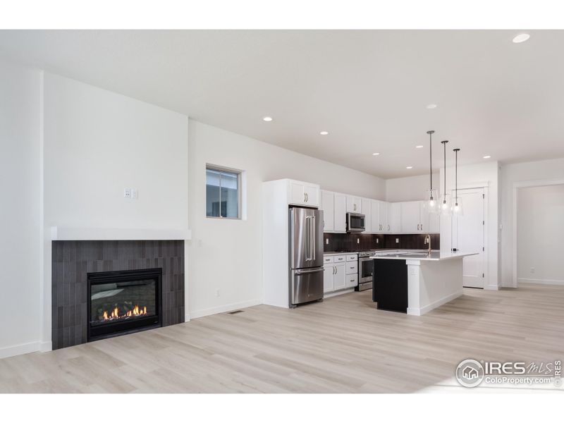 Great Room with Gas Fireplace Great Room with Gas Fireplace