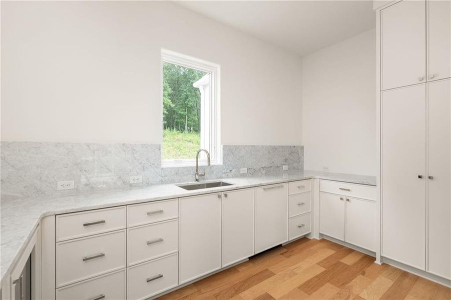 Furnished interior view inside a new home in , Chattahoochee Hills (Image 8).