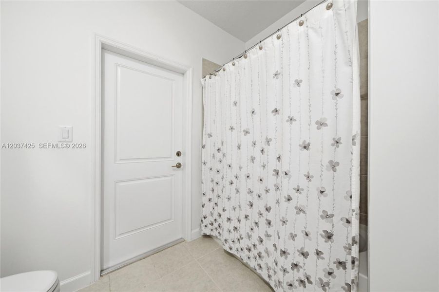 Furnished interior view inside a new home in , Miami (Image 9).