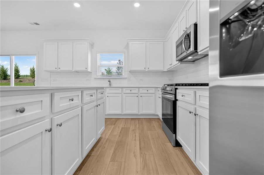 Furnished interior view inside a new home in Apalachee Hills, Bethlehem (Image 15).