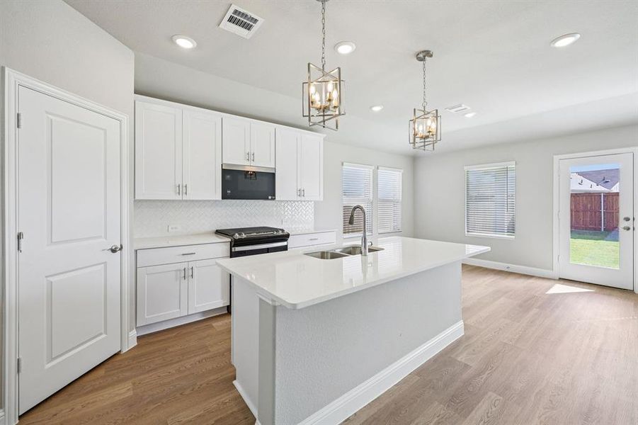 Photo is not of the actual home, but is an inspirational photo of builder’s model home and may depict options, furnishings, and/or decorator features that are not included.