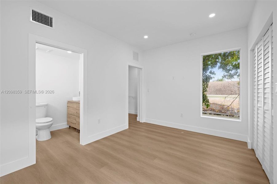 Spacious, unfurnished interior of a new home in , South Miami (Image 25). Spacious, unfurnished interior of a new home in , South Miami (Image 25).
