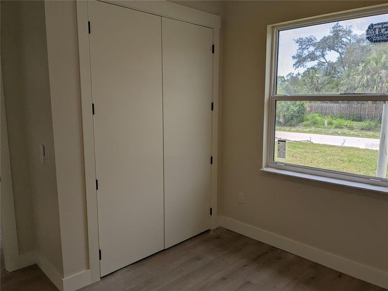 Spacious, unfurnished interior of a new home in , Port Charlotte (Image 61).