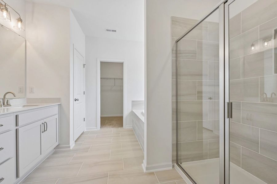 Furnished interior view inside a new home in Rowland's Grant, Fuquay Varina (Image 8).