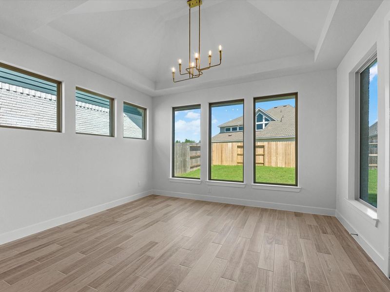 Spacious, unfurnished interior of a new home in Fulshear Lakes, Fulshear (Image 20).