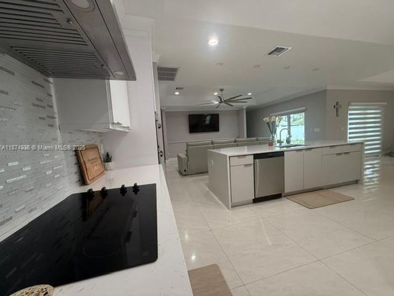 Furnished interior view inside a new home in , Port St. Lucie (Image 5). Furnished interior view inside a new home in , Port St. Lucie (Image 5).