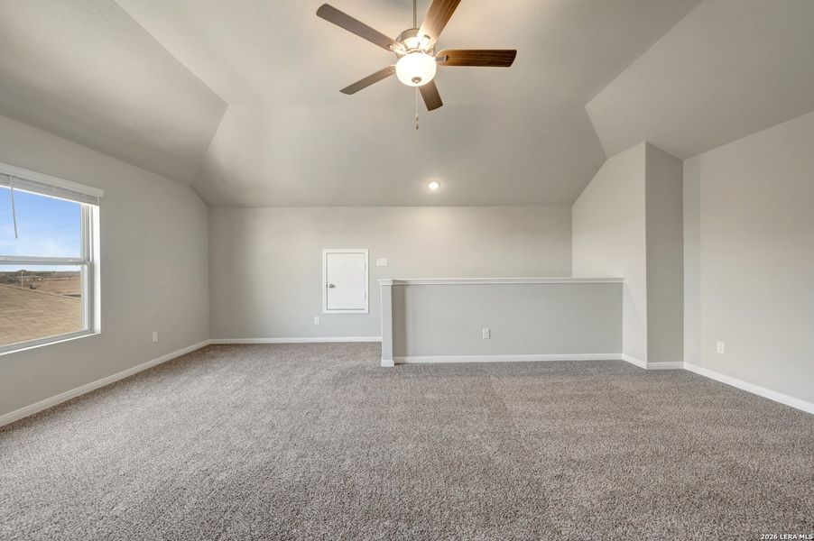 Spacious, unfurnished interior of a new home in Paloma Park, Converse (Image 46).