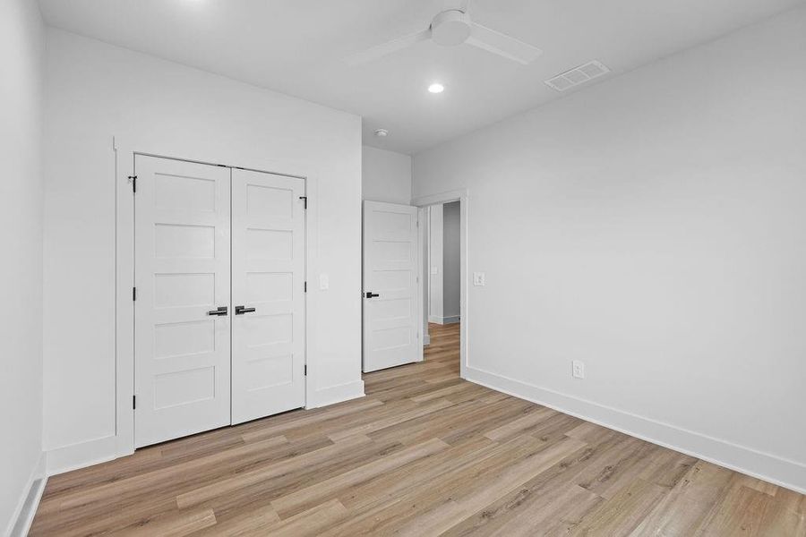 Spacious, unfurnished interior of a new home in , Gordonville (Image 27).