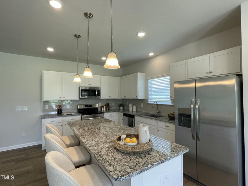 20250809_174655663_iOS