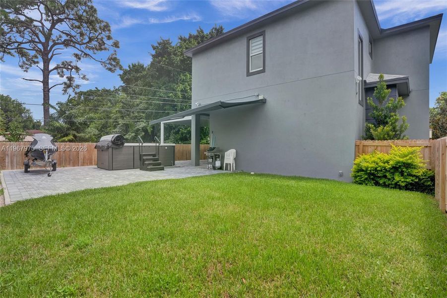 Exterior details and patio area of a home in , Lake Worth (Image 37). Exterior details and patio area of a home in , Lake Worth (Image 37).