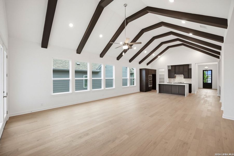 Spacious, unfurnished interior of a new home in The Crossvine, Schertz (Image 23). Spacious, unfurnished interior of a new home in The Crossvine, Schertz (Image 23).