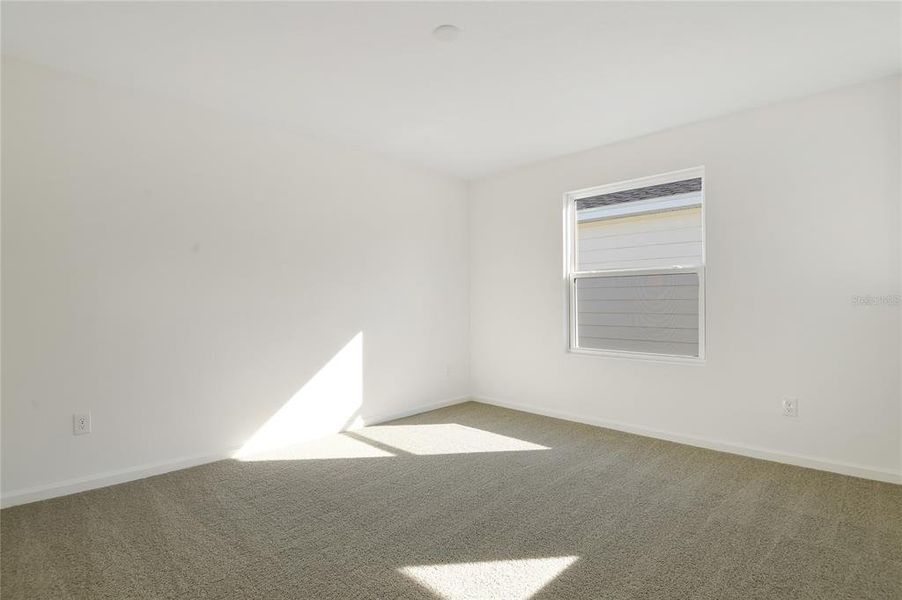 Spacious, unfurnished interior of a new home in Seasons at Aurora Oaks, Ocala (Image 11).