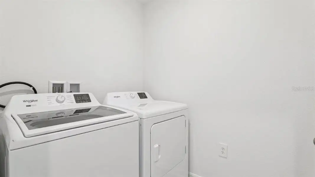 Close-up of interior finishes inside a home in Villamar, Winter Haven (Image 13).
