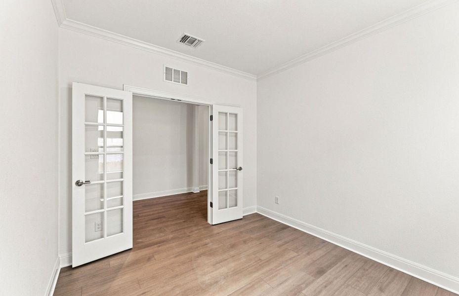 Spacious, unfurnished interior of a new home in Saddleback at Santa Rita Ranch, Liberty Hill (Image 42).