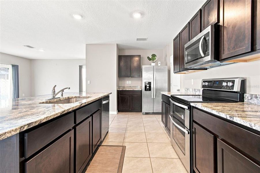 Furnished interior view inside a new home in , Wesley Chapel (Image 9).