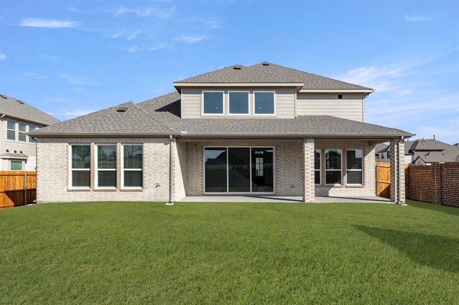 26. 605 Curtiss - Back