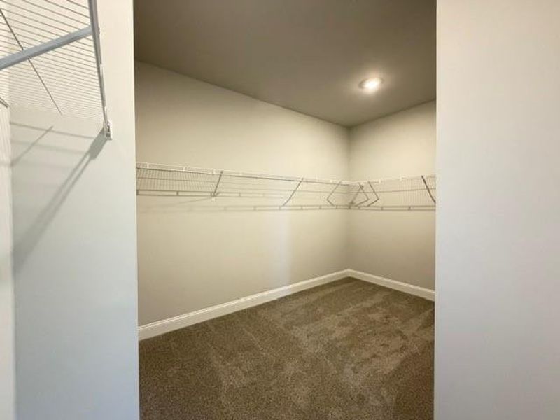 Spacious, unfurnished interior of a new home in Tuscany Hills, Douglasville (Image 29).