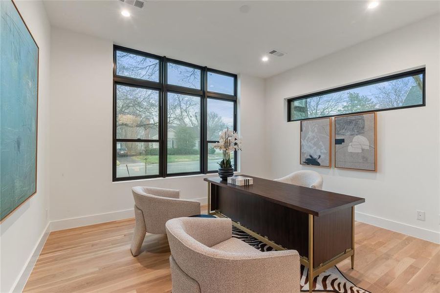 Furnished interior view inside a new home in , Dallas (Image 11).