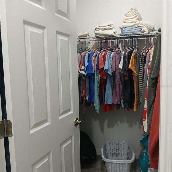 Furnished interior view inside a new home in , Dunnellon (Image 47).