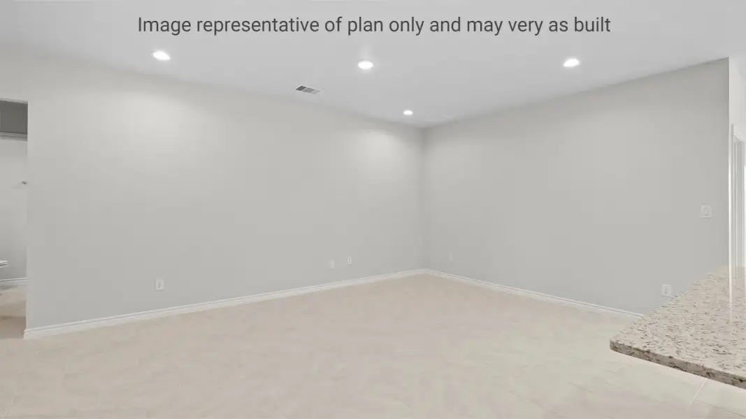 Spacious, unfurnished interior of a new home in Heritage Crossing, Corpus Christi (Image 9).