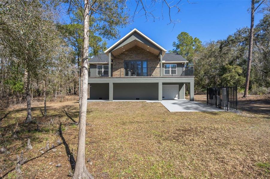 Image 77 of a home in .