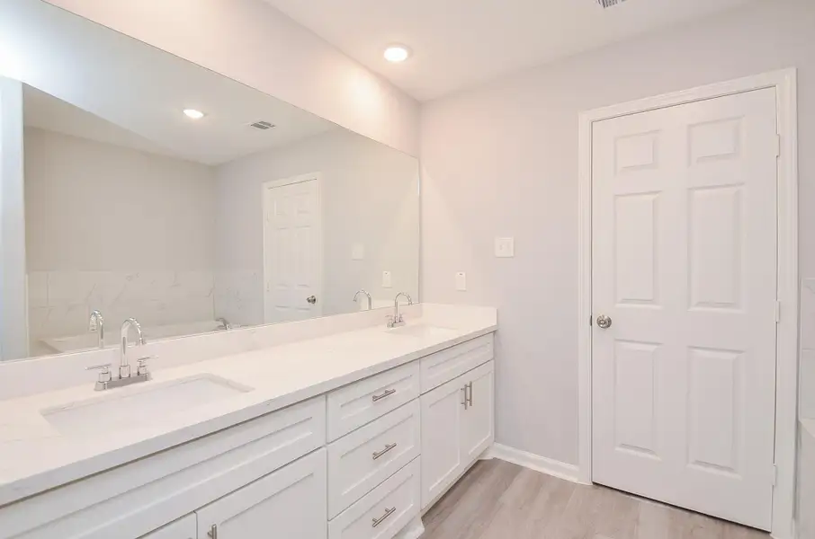 Furnished interior view inside a new home in , Houston (Image 9).