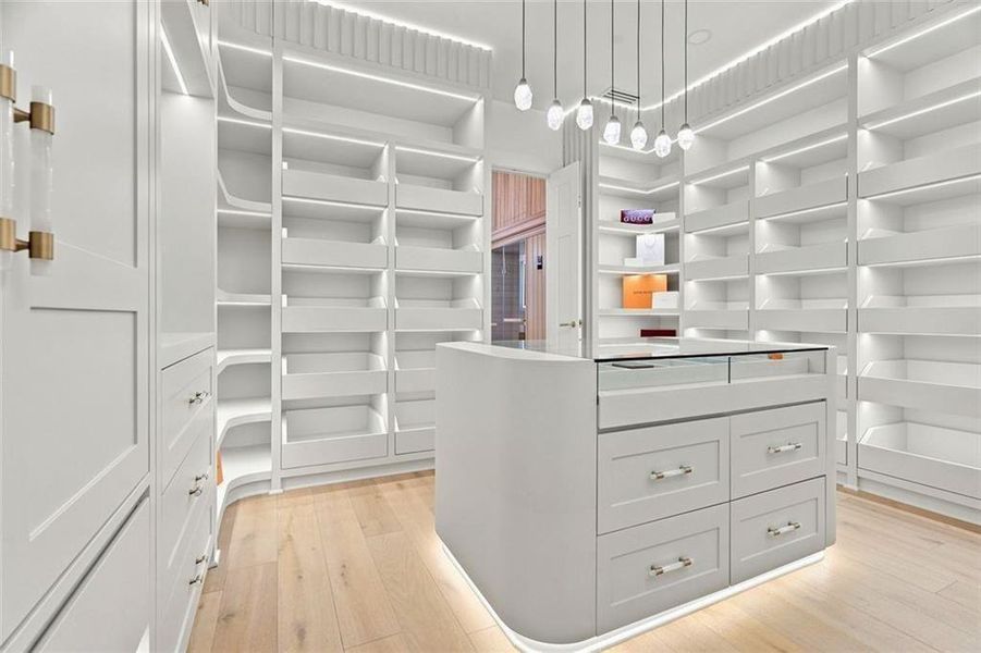 Furnished interior view inside a new home in , Alpharetta (Image 60).