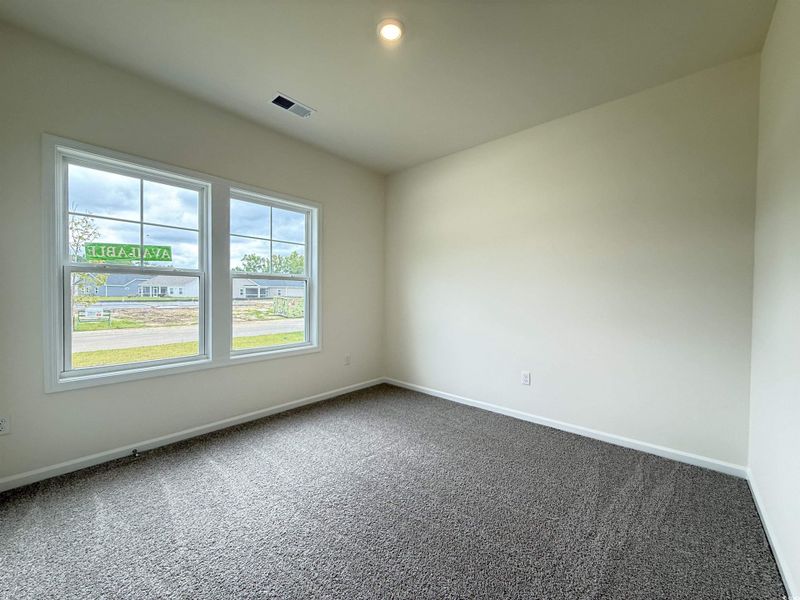 Spacious, unfurnished interior of a new home in Beach Gardens, Conway (Image 21).