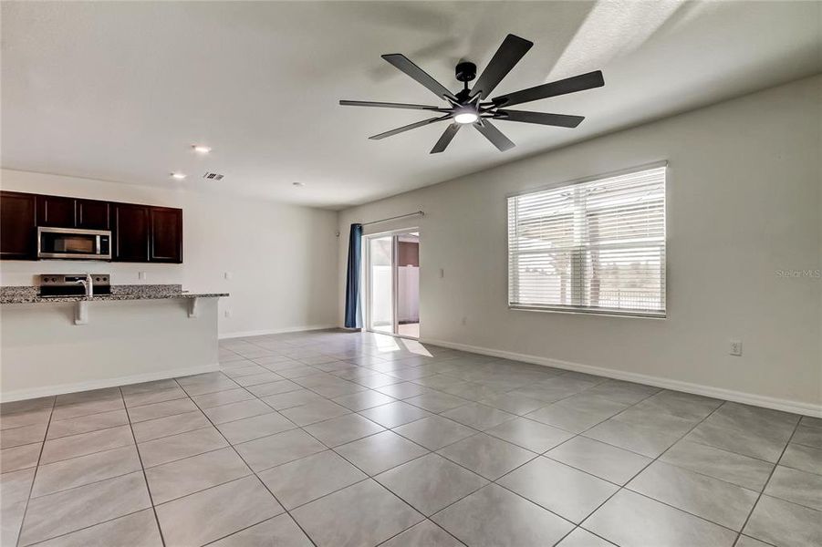 Spacious, unfurnished interior of a new home in Lakes at Laurel Highlands, Lakeland (Image 26).