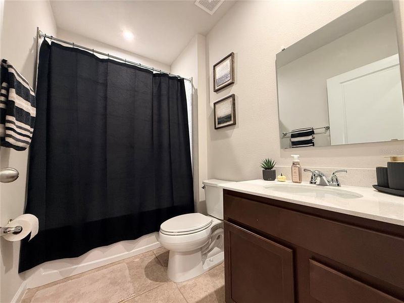 Furnished interior view inside a new home in , Haines City (Image 9).