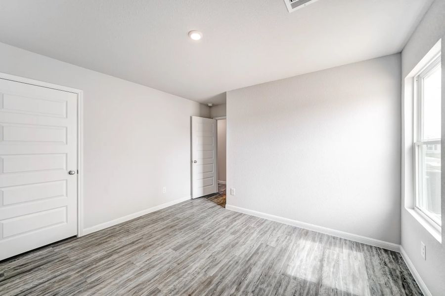 Representative unfurnished interior of a home built from the Lincoln by National HomeCorp in Victory Estates, Mabank (Image 48). Representative unfurnished interior of a home built from the Lincoln by National HomeCorp in Victory Estates, Mabank (Image 48).