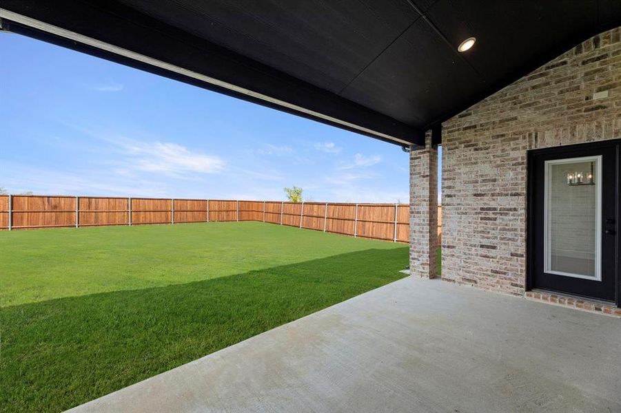 25. 5609 Aiken - Patio 25. 5609 Aiken - Patio