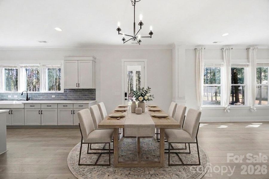 Breakfast area (Virtually staged)