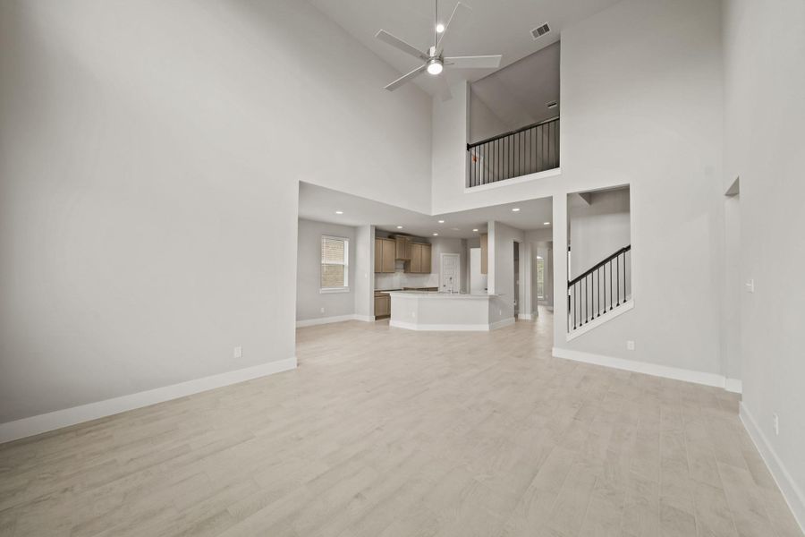 Spacious, unfurnished interior of a new home in Grand Oaks – The Cove, Houston (Image 25).