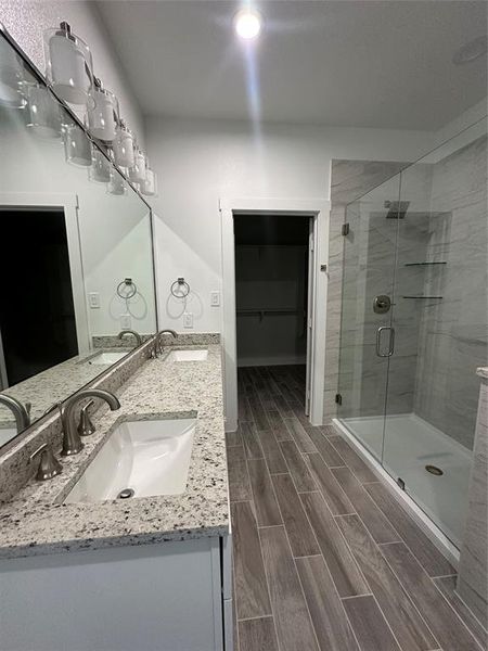 Furnished interior view inside a new home in , Dallas (Image 6).