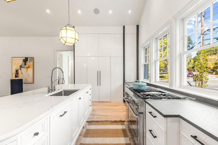 Furnished interior view inside a new home in , Atlanta (Image 15).