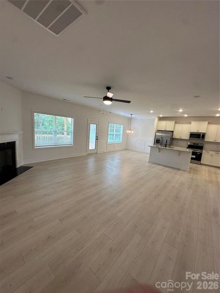 Spacious, unfurnished interior of a new home in Cardiff Glyn, Catawba (Image 7). Spacious, unfurnished interior of a new home in Cardiff Glyn, Catawba (Image 7).