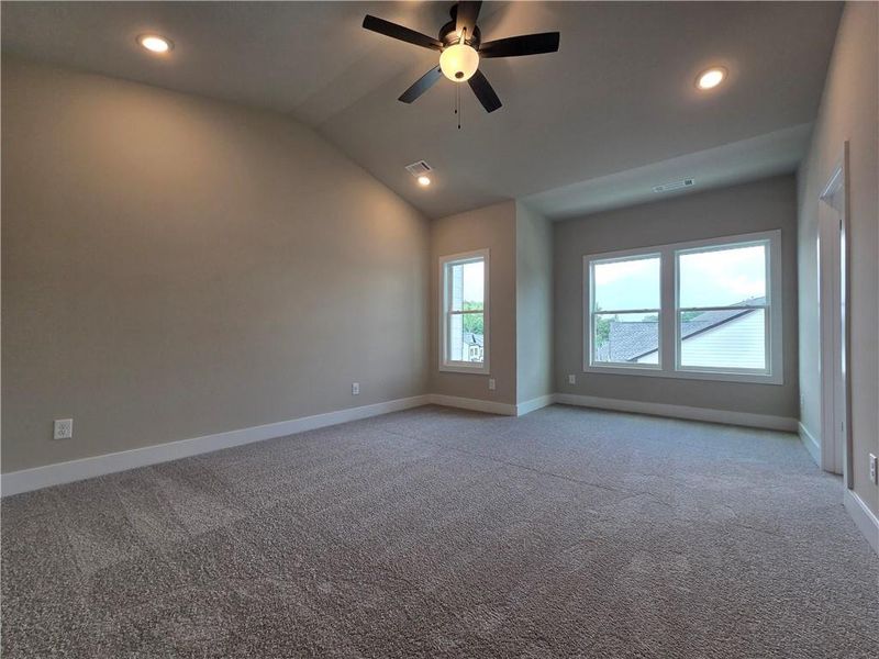 Spacious, unfurnished interior of a new home in , Tucker (Image 22).