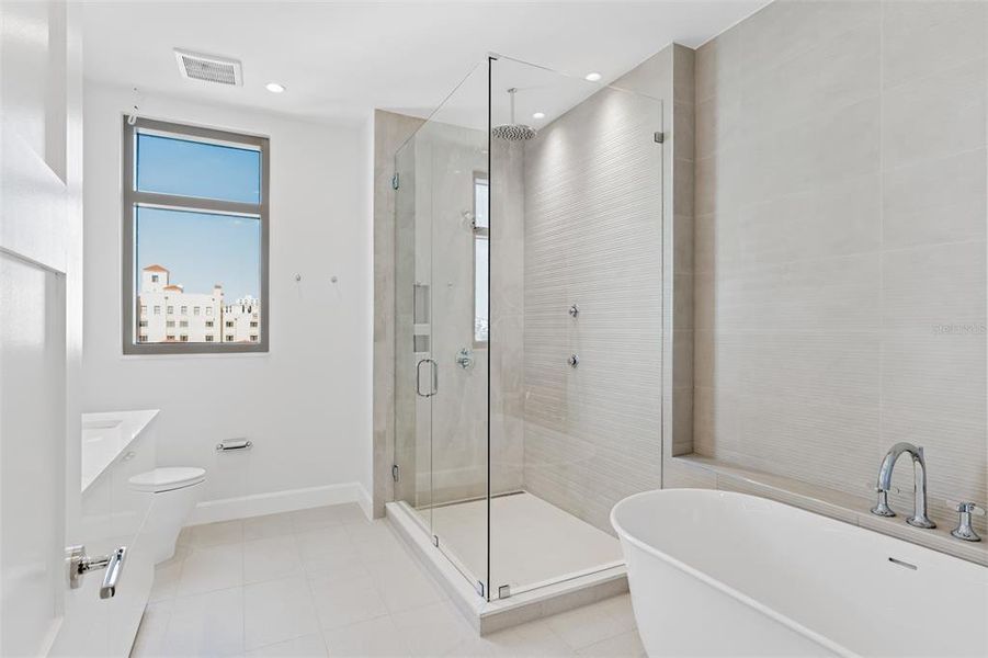 Furnished interior view inside a new home in , St. Petersburg (Image 15).