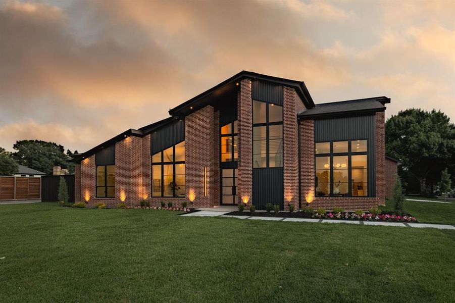 Front exterior of a new home in , Dallas, TX, highlighting curb appeal (Image 2). Front exterior of a new home in , Dallas, TX, highlighting curb appeal (Image 2).