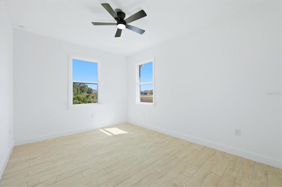 Spacious, unfurnished interior of a new home in , Placida (Image 28).