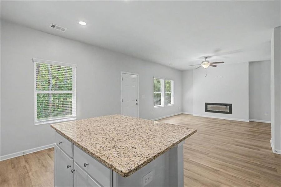 Image 41 of a home in Deer Creek.