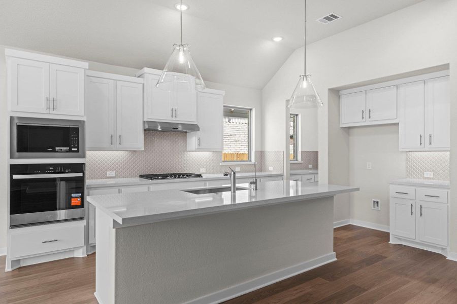 Center Island in Kitchen