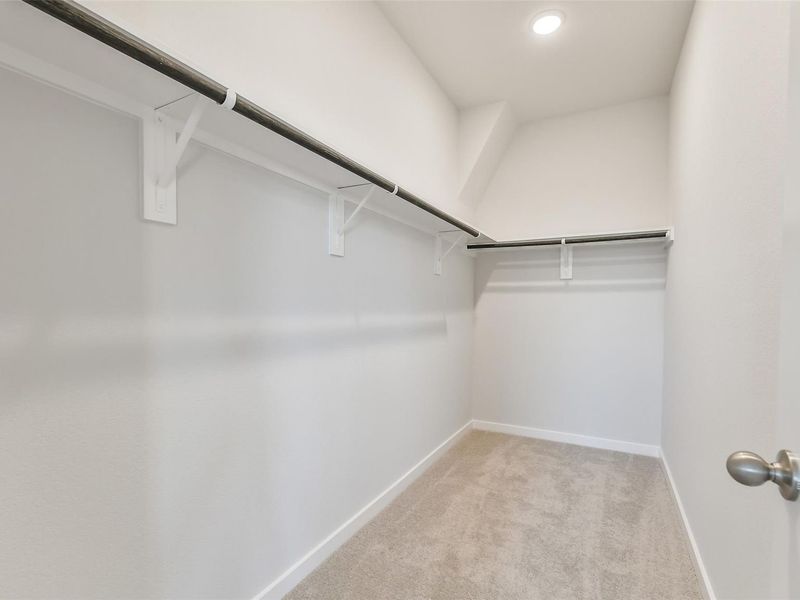 Spacious, unfurnished interior of a new home in Liberty Estates, Cleveland (Image 31).