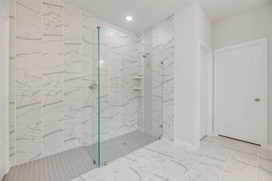 Furnished interior view inside a new home in Sutton Fields, Celina (Image 8).