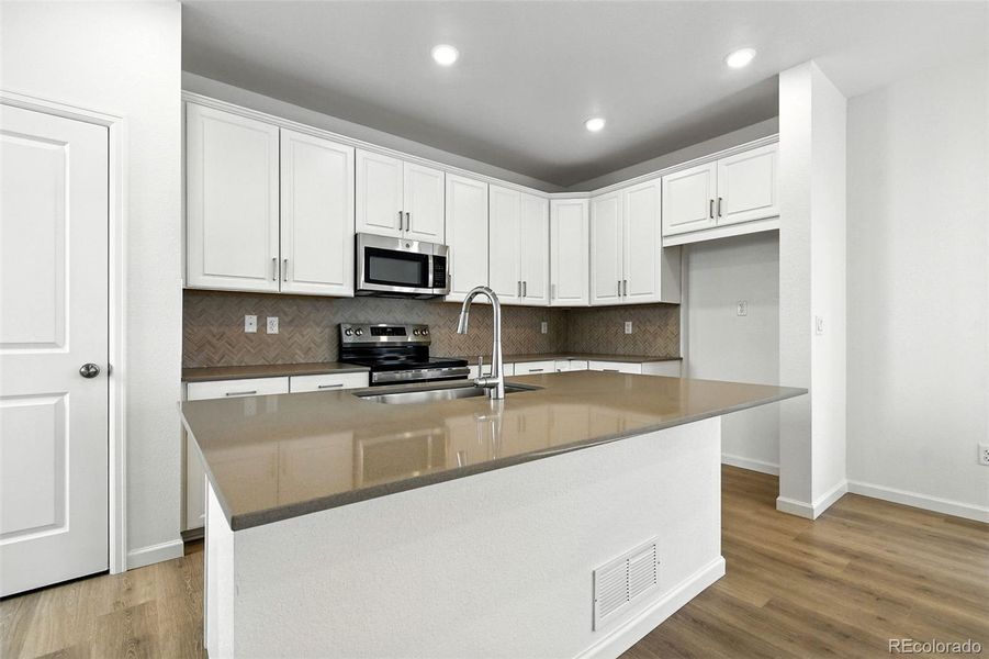 14859 Arbor Boulevard West ~ Ready Now