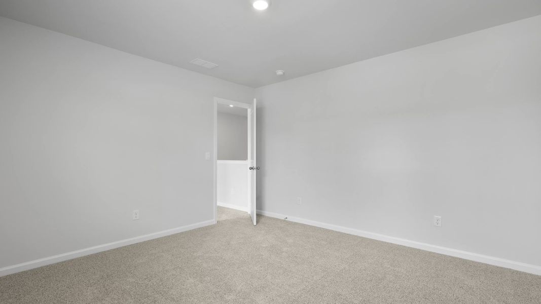 Spacious, unfurnished interior of a new home in Hillcrest, Ravenel (Image 23).