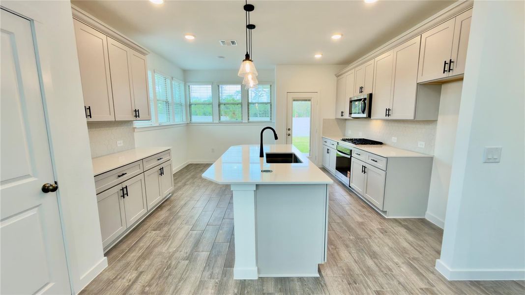 Furnished interior view inside a new home in Pulte Homes at Two Step Farm, Montgomery (Image 6).
